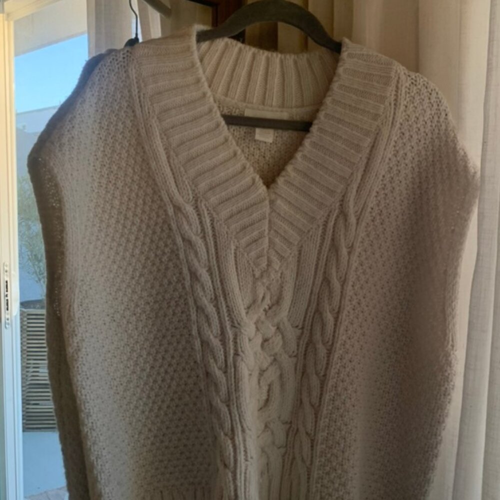 Oversized Chunky V-Neck Sweater Vest, Thick Knit